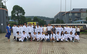 九江学院药学学生参观云开·全站集团